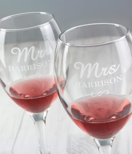 Personalised Mr & Mrs Wine Glass Set - ItJustGotPersonal.co.uk