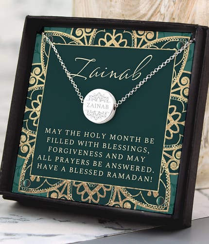 Personalised Sentiment Eid and Ramadan Disc Necklace and Box - ItJustGotPersonal.co.uk