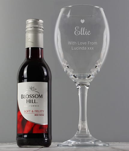 Personalised Red Wine & Heart Wine Glass Set - ItJustGotPersonal.co.uk