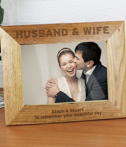 Personalised Bold Text 5x7 Landscape Wooden Photo Frame - ItJustGotPersonal.co.uk