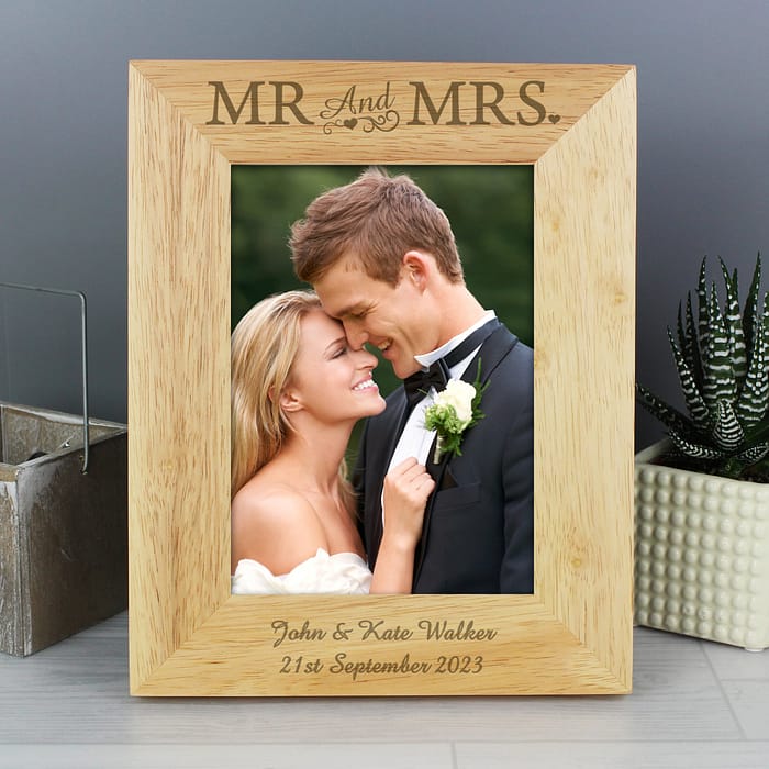 Personalised Mr & Mrs 5x7 Wooden Photo Frame - ItJustGotPersonal.co.uk
