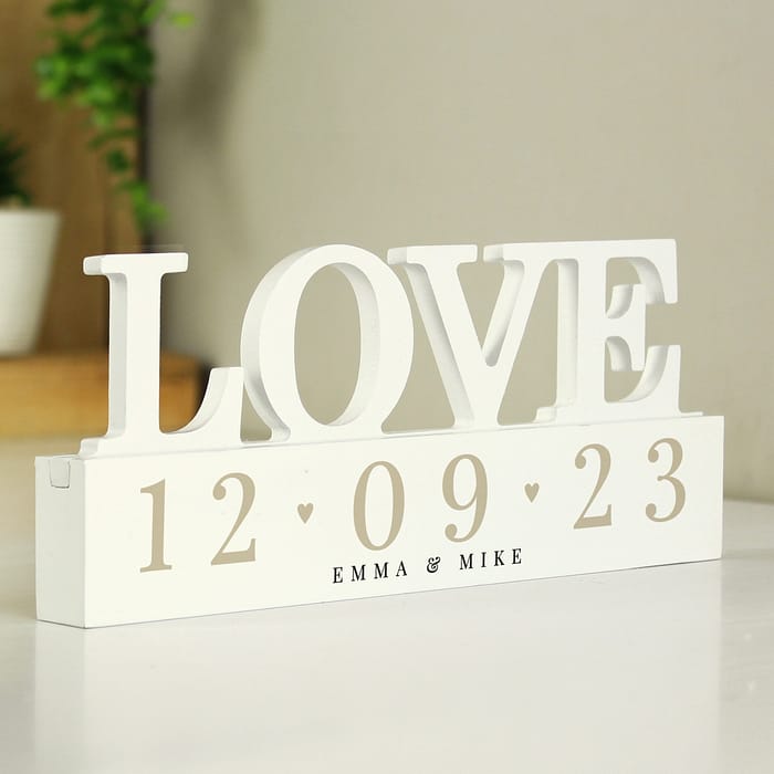 Personalised Big Date Wooden Love Ornament - ItJustGotPersonal.co.uk